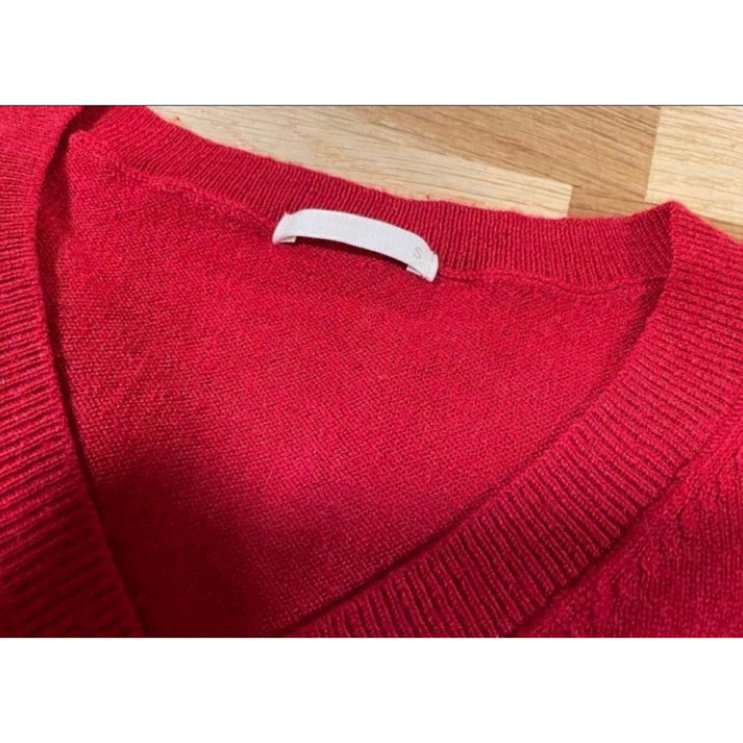 GU(ジーユー)の☆GU ジーユー レディース Vネックニット セーター 薄手ニット 春ニット レディースのトップス(ニット/セーター)の商品写真