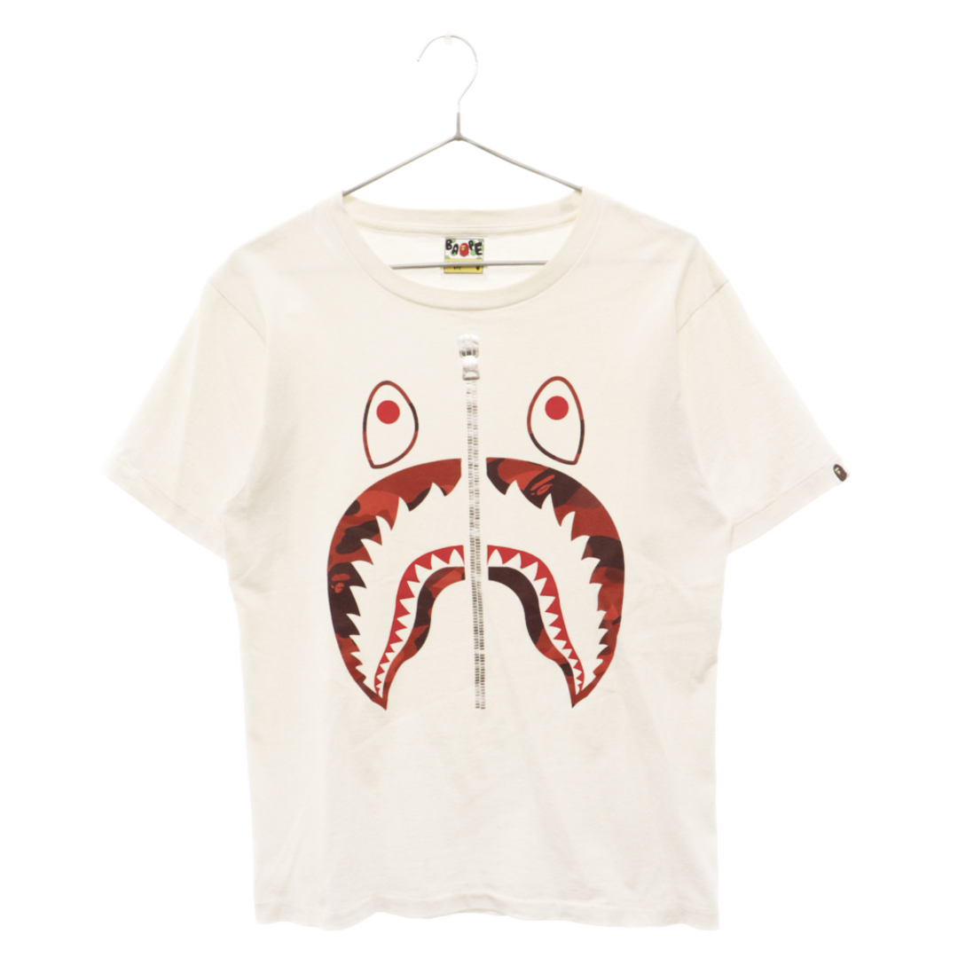 A BATHING APE(アベイシングエイプ)のA BATHING APE アベイシングエイプ CAMO SHARK TEE シャークカモ半袖Tシャツ ホワイト/レッド メンズのトップス(Tシャツ/カットソー(七分/長袖))の商品写真