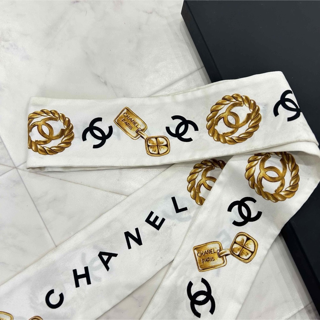 CHANEL ツイリー スカーフ CHANEL ツイリー スカーフ