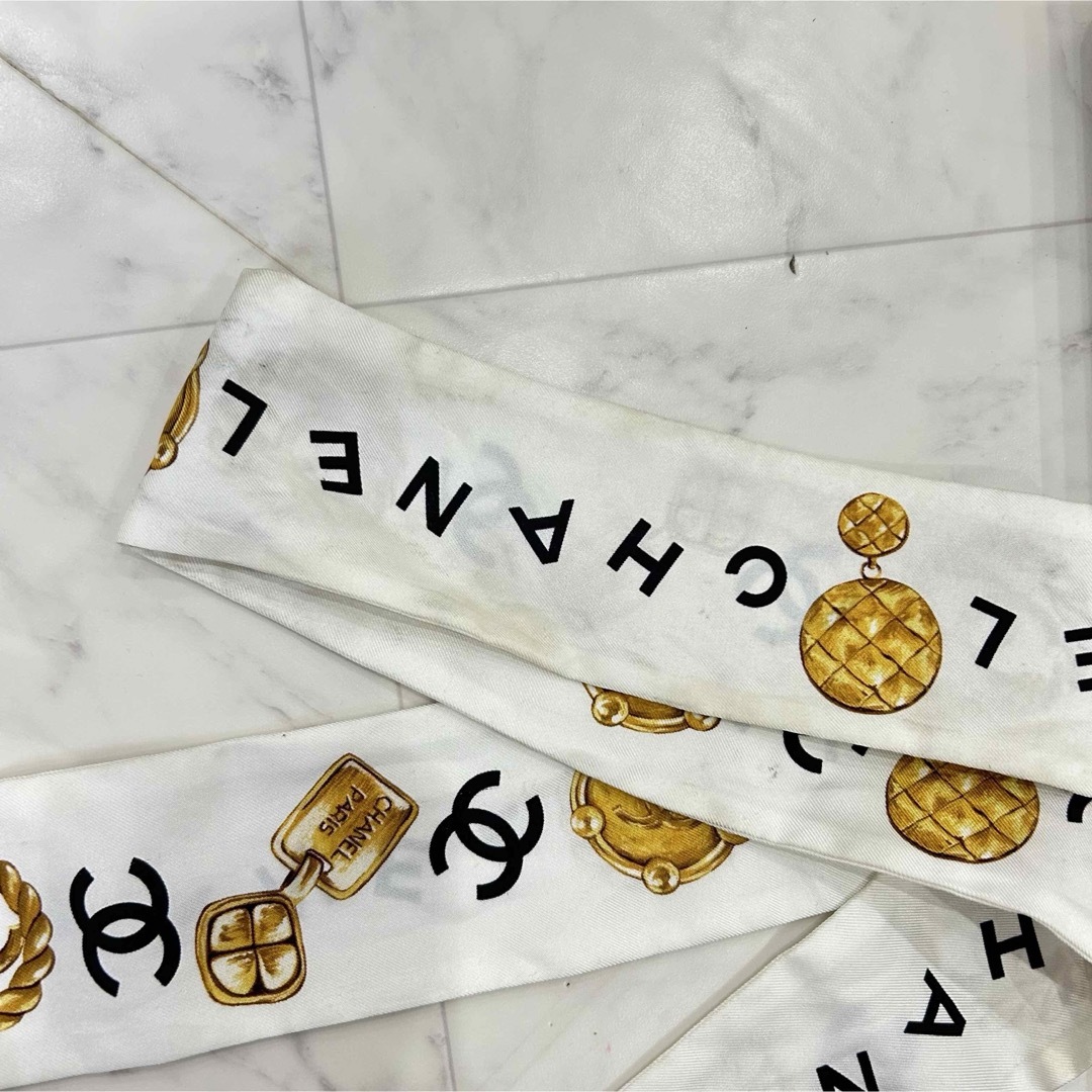 CHANEL ツイリー スカーフ CHANEL ツイリー スカーフ