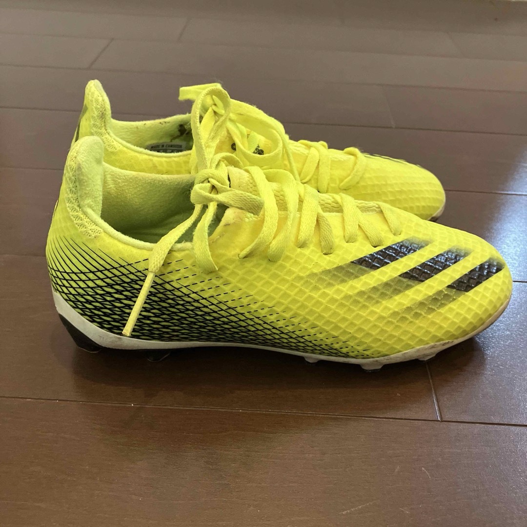 adidas(アディダス)のお値下げ⭐︎サッカースパイクadidasアディダス　20cm  蛍光色　イエロー キッズ/ベビー/マタニティのキッズ靴/シューズ(15cm~)(スニーカー)の商品写真