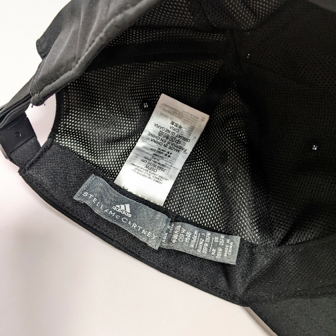 adidas by Stella McCartney(アディダスバイステラマッカートニー)のadidas ステラマッカートニー 美品 ランニングキャップ 帽子 CAP 黒 レディースの帽子(キャップ)の商品写真