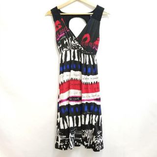 デシグアル(DESIGUAL)のDesigual(デシグアル) ワンピース サイズXS レディース - 黒×白×マルチ Vネック/ノースリーブ/ひざ丈/総柄/ニット切替/バックスリット(その他)