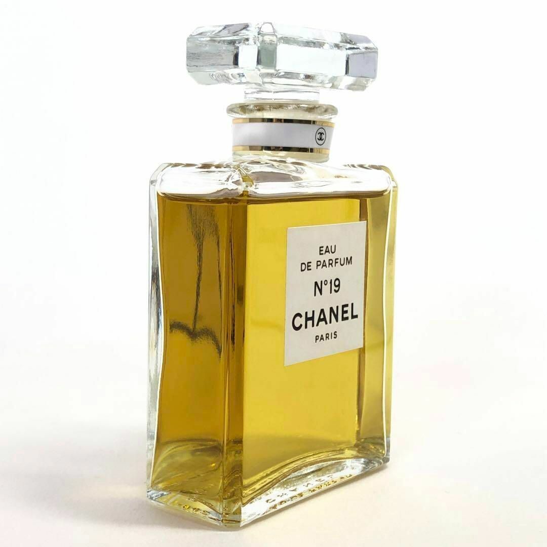 CHANEL(シャネル)の【未使用に近い】CHANEL シャネル オードパルファム 50ml レディース コスメ/美容の香水(香水(女性用))の商品写真