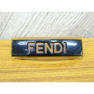 フェンディ バレッタ ヘアアクセサリーの通販 200点以上 | FENDIの 