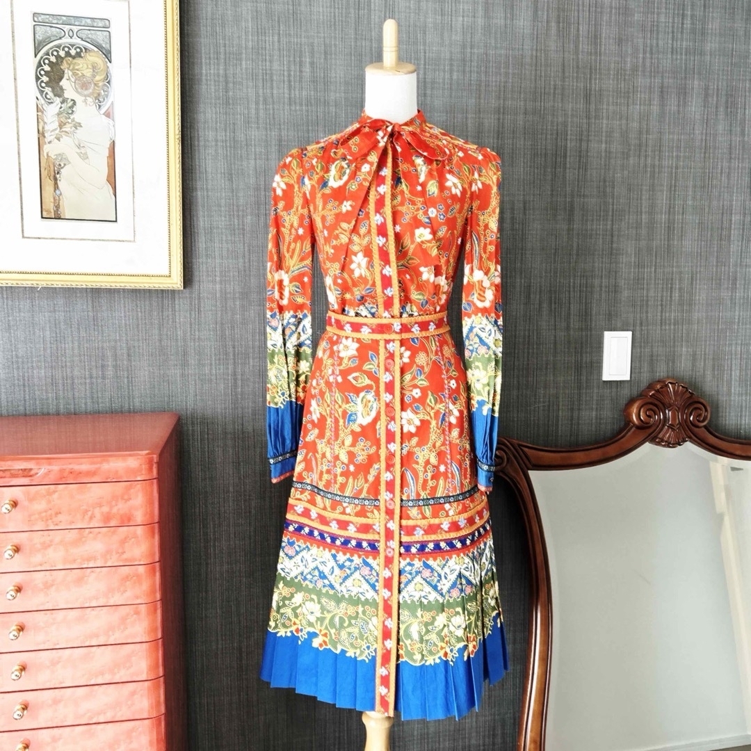 Tory Burch(トリーバーチ)の美品　TORYBURCH トリーバーチ　リボン　セットアップ　スーツ　ボヘミアン レディースのフォーマル/ドレス(スーツ)の商品写真