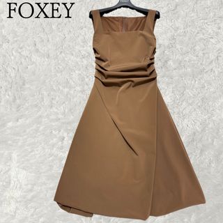 フォクシー(FOXEY) スクエアネックの通販 100点以上 | フォクシーを