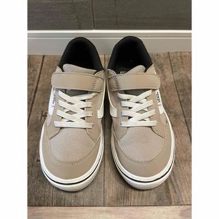 ヴァンズ(VANS)のVANS   ベージュ色　20センチ(スニーカー)