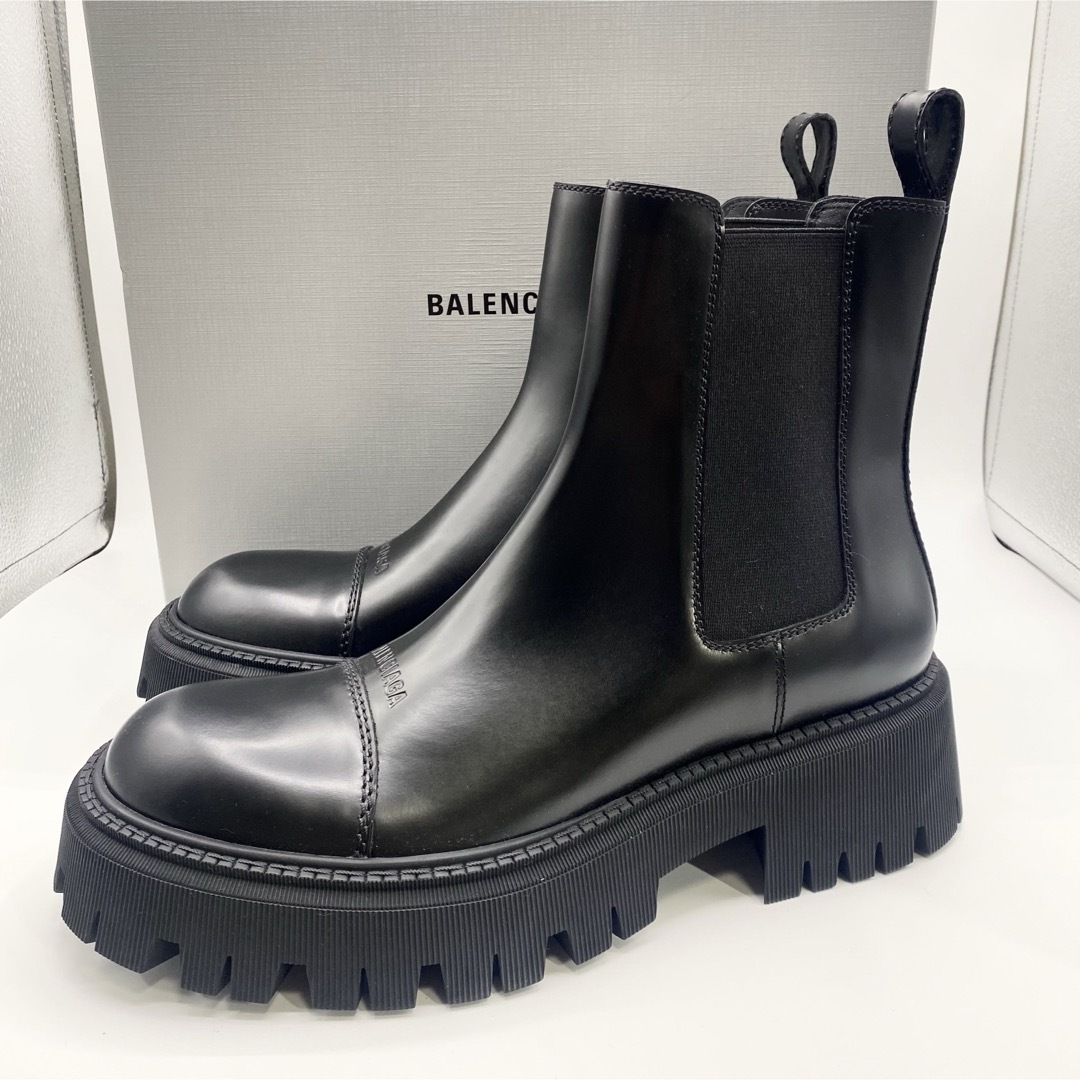 Balenciaga(バレンシアガ)の新品未使用！送料込み★BALENCIAGA★Chelsea Boots メンズの靴/シューズ(ブーツ)の商品写真