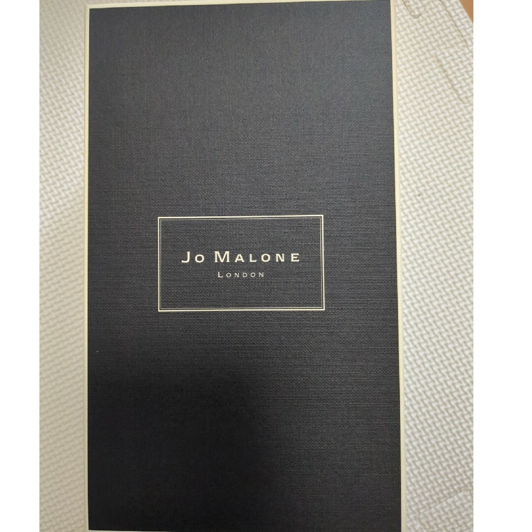 Jo Malone(ジョーマローン)のJO MALONE　イングリッシュペアー&フリージア　 3点セット コスメ/美容のボディケア(ボディソープ/石鹸)の商品写真