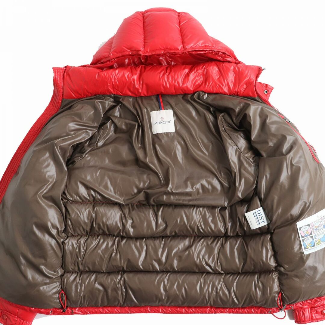 MONCLER(モンクレール)の美品△国内正規品 MONCLER モンクレール MAYA マヤ ロゴワッペン付き フーデッド ダブルジップ ダウンジャケット レッド 4 メンズ 冬物 メンズのジャケット/アウター(ダウンジャケット)の商品写真