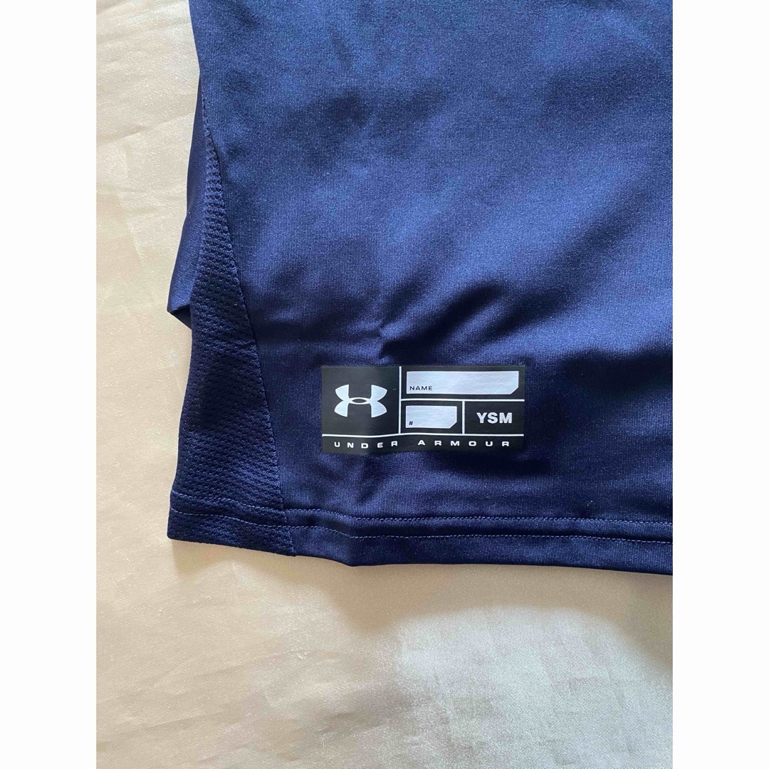 UNDER ARMOUR(アンダーアーマー)の新品　ヒートギア キッズ/ベビー/マタニティのキッズ服男の子用(90cm~)(Tシャツ/カットソー)の商品写真