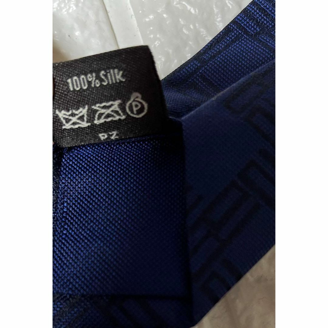 Dunhill(ダンヒル)のdunhillダンヒル　ネクタイ　総柄　高級シルク メンズのファッション小物(ネクタイ)の商品写真