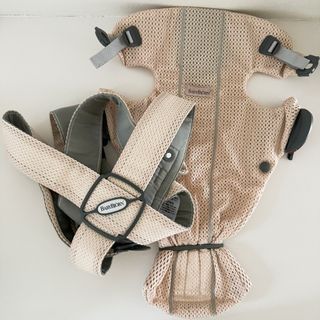 ベビービョルン(BABYBJORN)のベビービョルン ベビーキャリア MINI ダスティピンク(1個)(抱っこひも/おんぶひも)