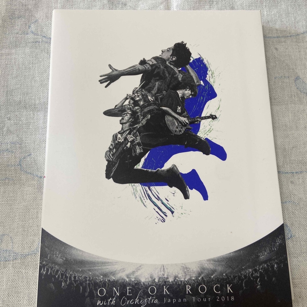 ONE　OK　ROCK　with　Orchestra　Japan　Tour　20 エンタメ/ホビーのDVD/ブルーレイ(ミュージック)の商品写真