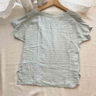 ギャルリーヴィー(GALERIE VIE)のトゥモローランド　ギャルリーヴィー  麻カットソー　tシャツ　水色　春夏(カットソー(半袖/袖なし))