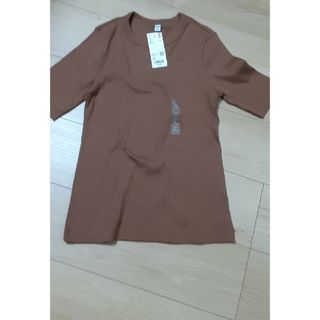 ユニクロ(UNIQLO)の新品タグ付き　UNIQLO　クルーネックT(Tシャツ(半袖/袖なし))