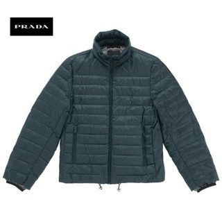 PRADA - PRADA プラダ Piumino SGB0911ID1F0YRZ メンズ ダウンジャケット アウター グリーン 緑 ジップアップ ロゴ ワンポイント 長袖 無地(prd0039) -