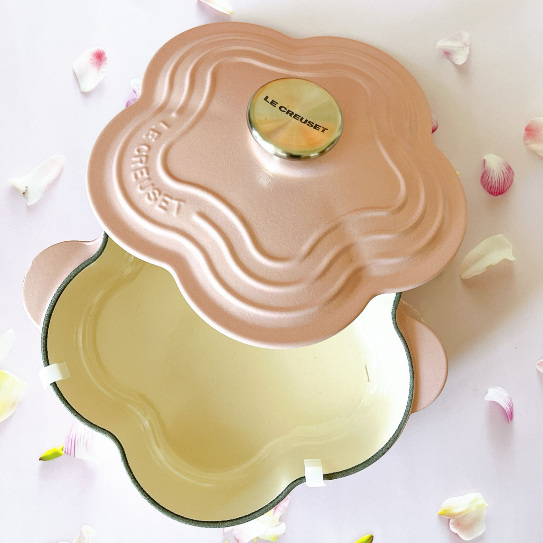 LE CREUSET - ♡ルクルーゼ プレート フルール 20cm ミニ LE CREUSET - ♡ルクルーゼ プレート フルール 20cm ミニ