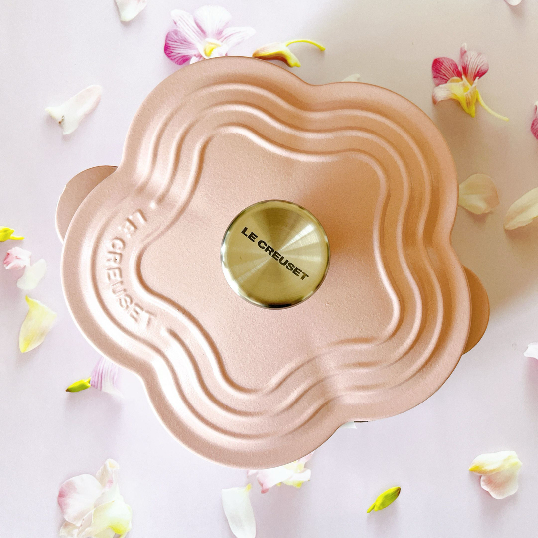 LE CREUSET - ♡ルクルーゼ プレート フルール 20cm ミニ LE CREUSET - ♡ルクルーゼ プレート フルール 20cm ミニ