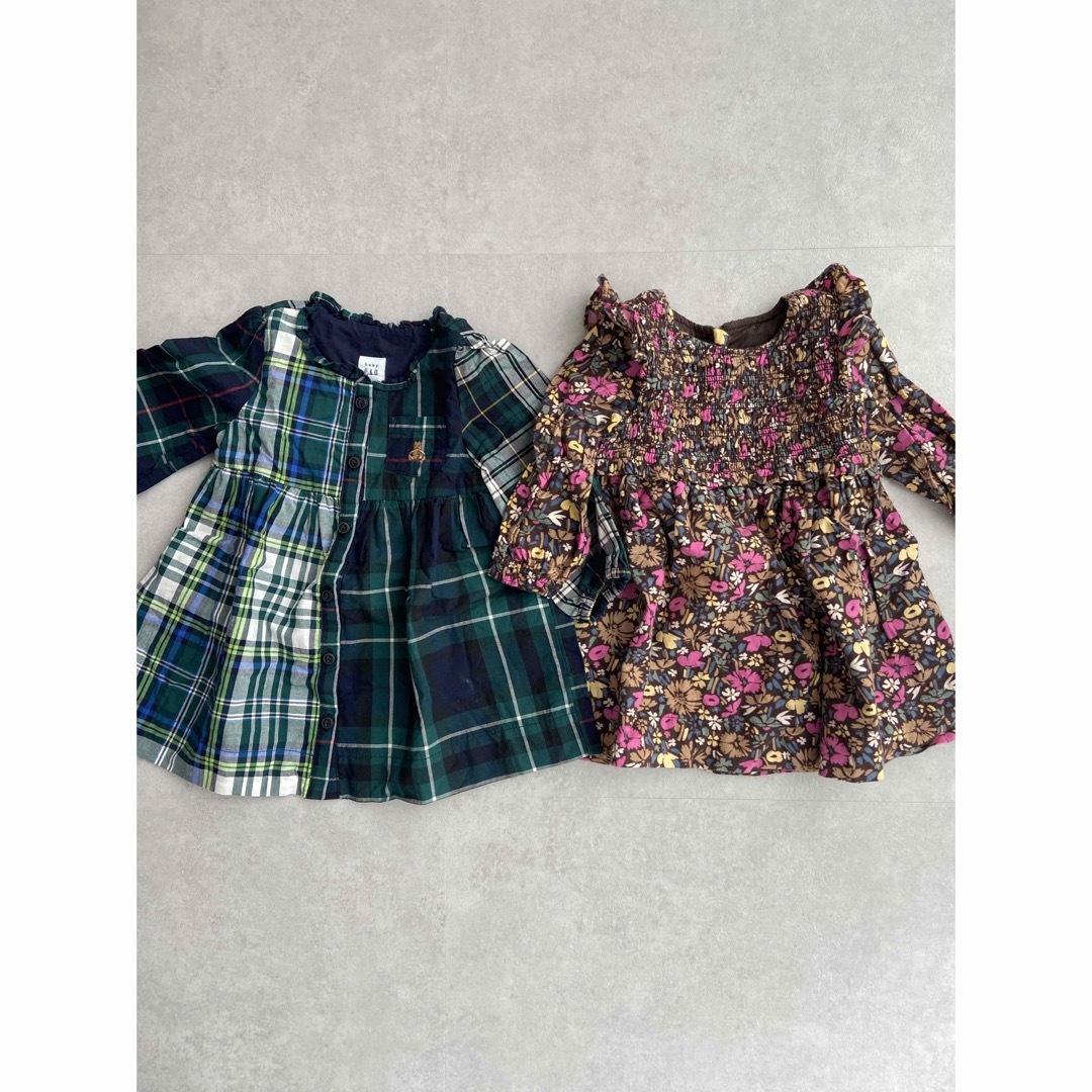 babyGAP(ベビーギャップ)のgap 長袖ロンパース2着セット 6-12 キッズ/ベビー/マタニティのベビー服(~85cm)(ワンピース)の商品写真