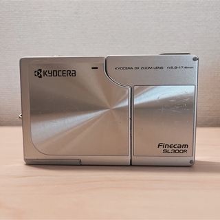キョウセラ(京セラ)のKYOCERA Finecam SL300R コンパクトデジタルカメラ(コンパクトデジタルカメラ)