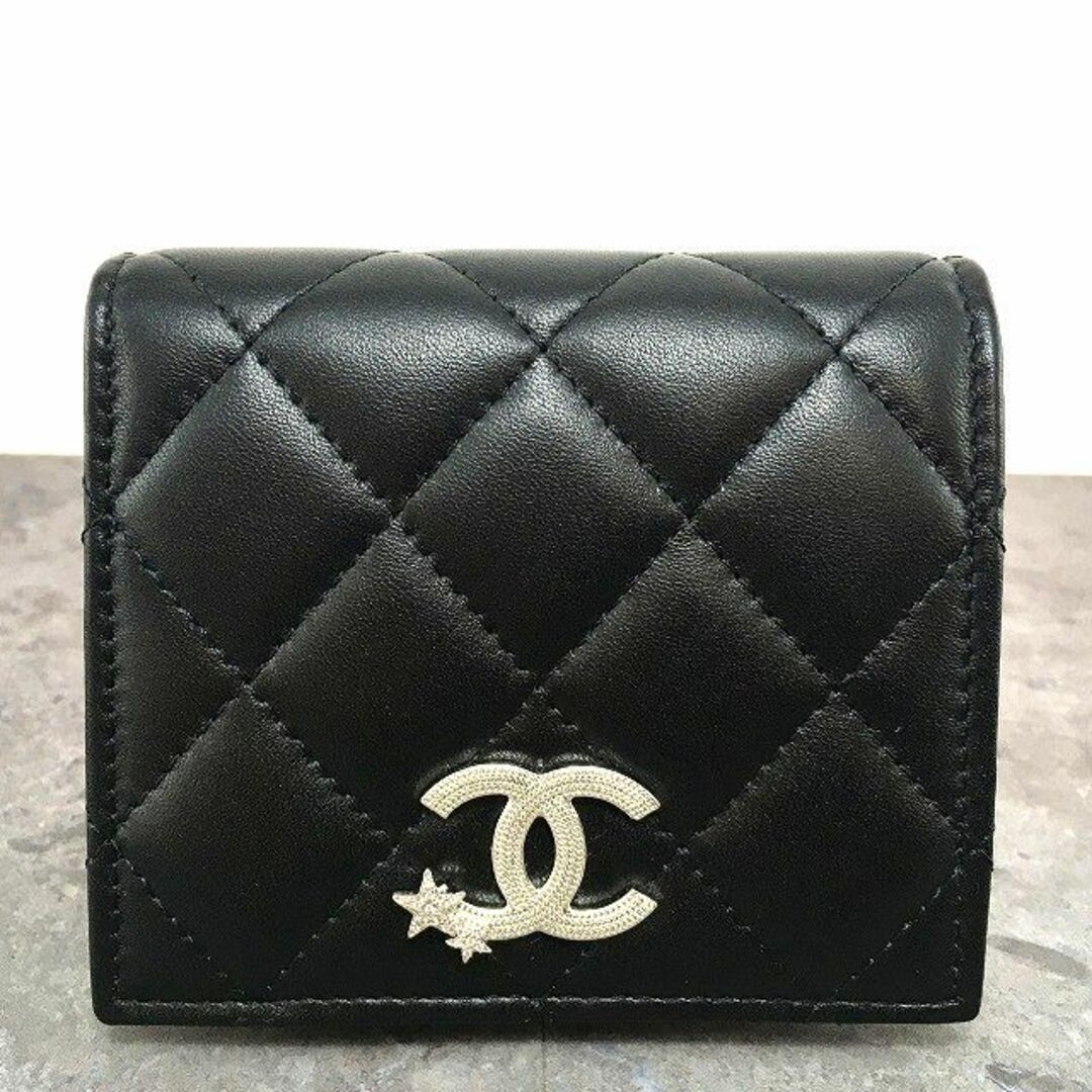 CHANEL(シャネル)の未使用品 CHANEL コンパクト財布 スターココ 505 レディースのファッション小物(財布)の商品写真