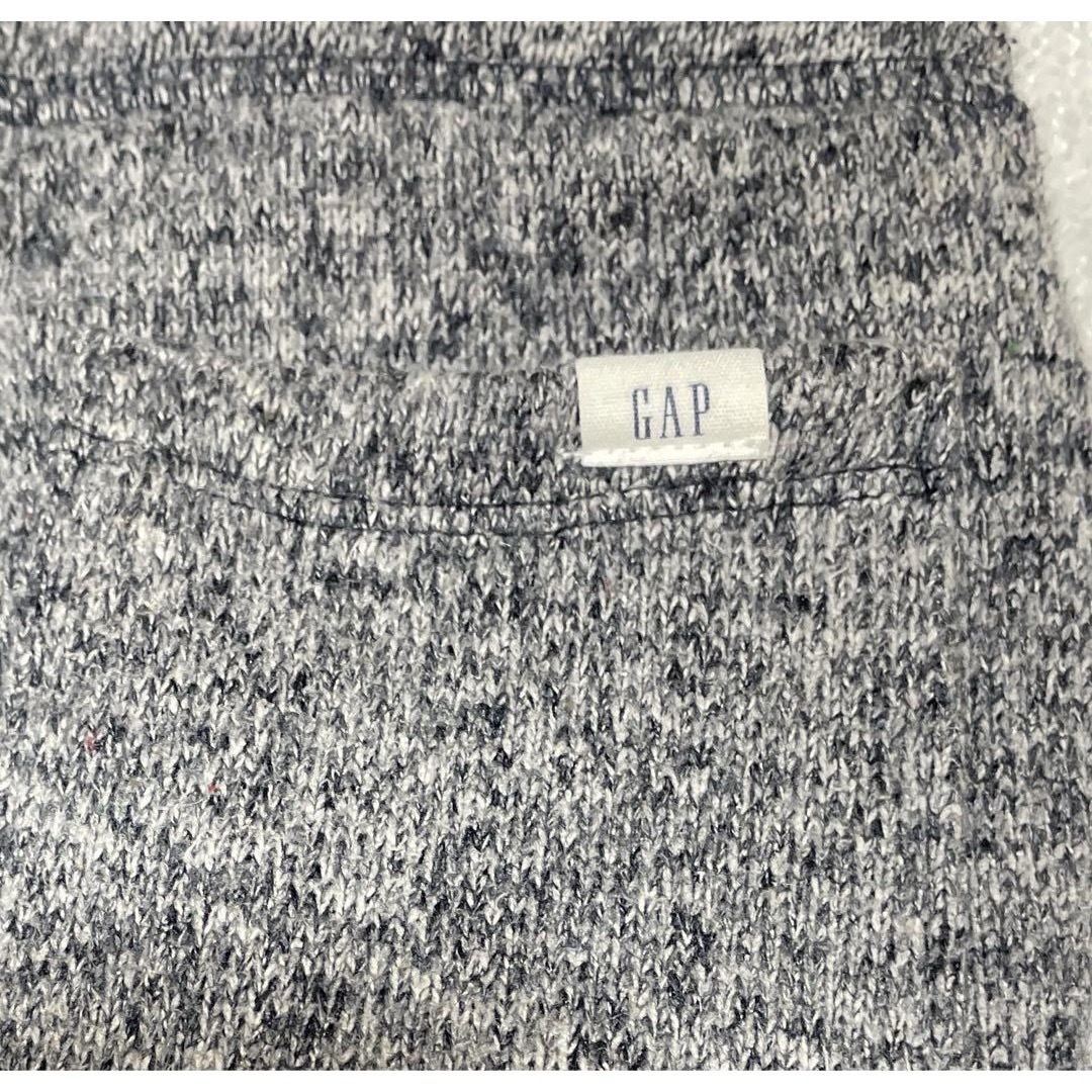 GAP(ギャップ)のGAP 裏起毛 長ズボン グレー 110 キッズ/ベビー/マタニティのキッズ服男の子用(90cm~)(パンツ/スパッツ)の商品写真