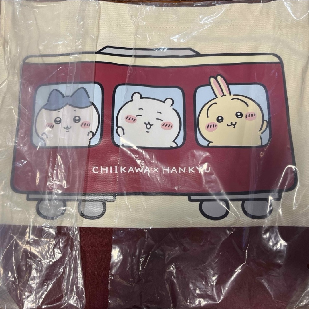 ちいかわ(チイカワ)のちいかわ　阪急電車な肩掛けトートバッグ エンタメ/ホビーのおもちゃ/ぬいぐるみ(キャラクターグッズ)の商品写真