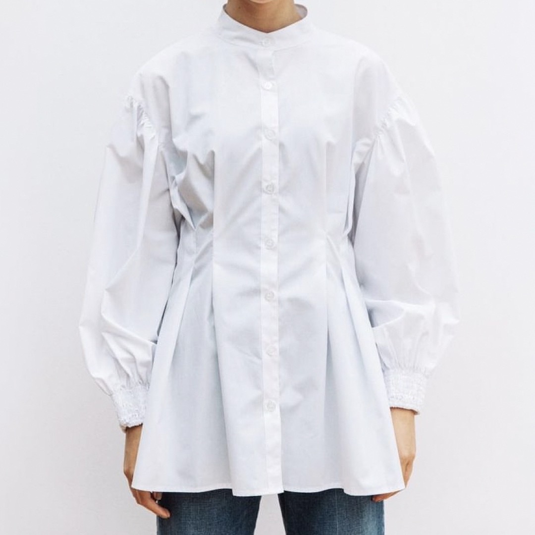 WCJ 裾フレアシャツ　ブラック　新品未使用 レディースのトップス(シャツ/ブラウス(長袖/七分))の商品写真