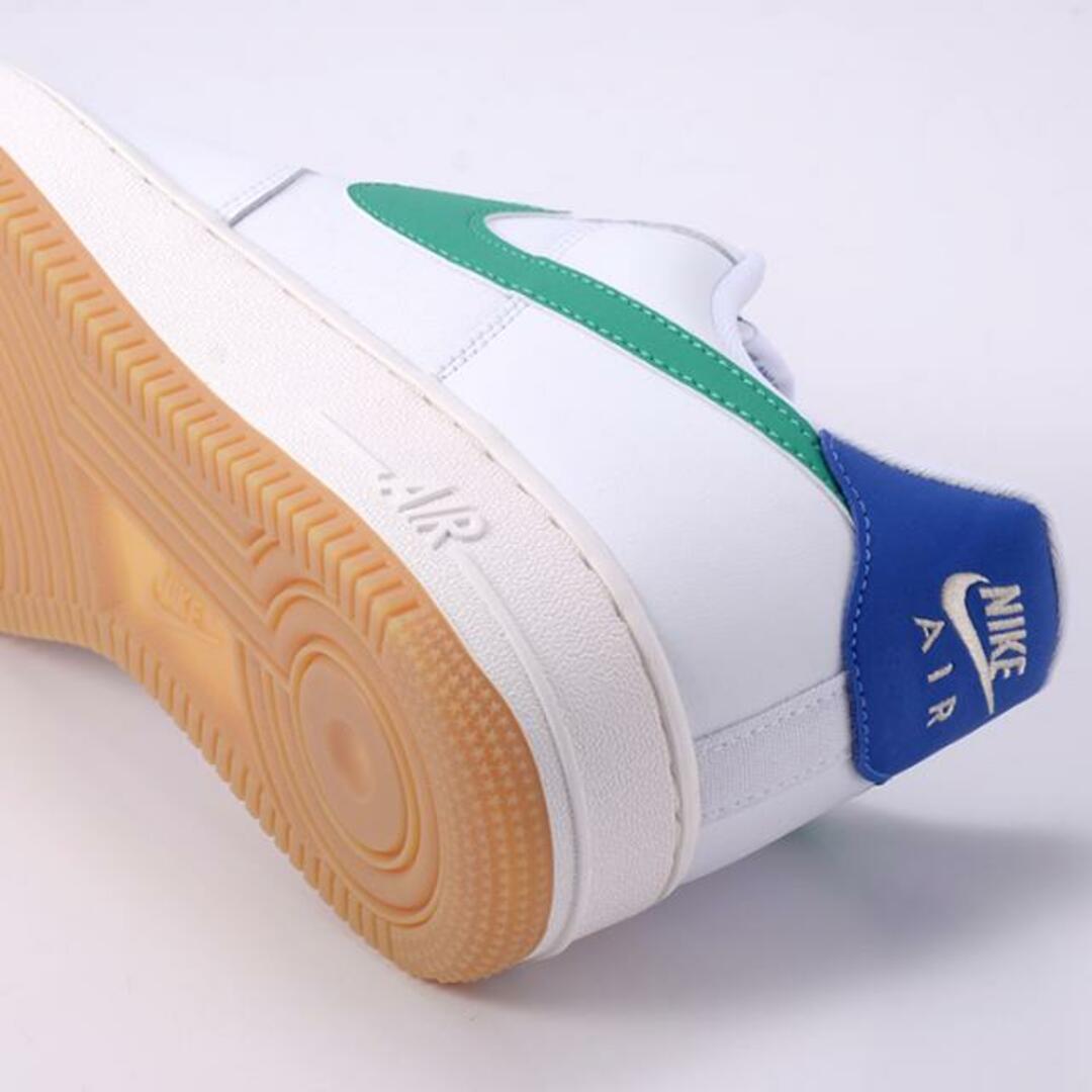 NIKE(ナイキ)のNIKE ナイキ WMNS AIR FORCE 1’07 エアフォース DD8959 110 レディース スニーカー ホワイト 白 ホワイトグリーン レディースの靴/シューズ(スニーカー)の商品写真