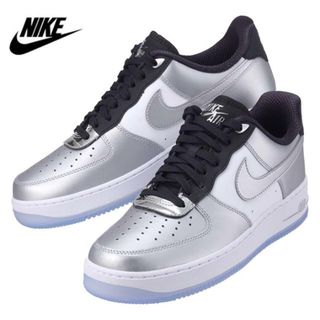 ナイキ(NIKE)のNIKE ナイキ WMNS AIR FORCE 1’07 SE エアフォース DX6764 001 レディース スニーカー シルバー シルバー(スニーカー)