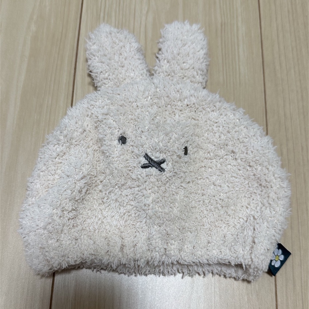 アカチャンホンポ(アカチャンホンポ)のアカチャンホンポ miffy ミッフィー ニット帽 44~46cm キッズ/ベビー/マタニティのこども用ファッション小物(帽子)の商品写真