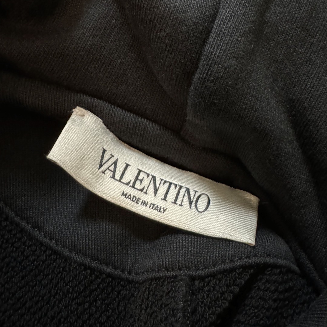 VALENTINO(ヴァレンティノ)のVALENTINO  ロゴフードパーカーワンピース レディースのワンピース(ひざ丈ワンピース)の商品写真