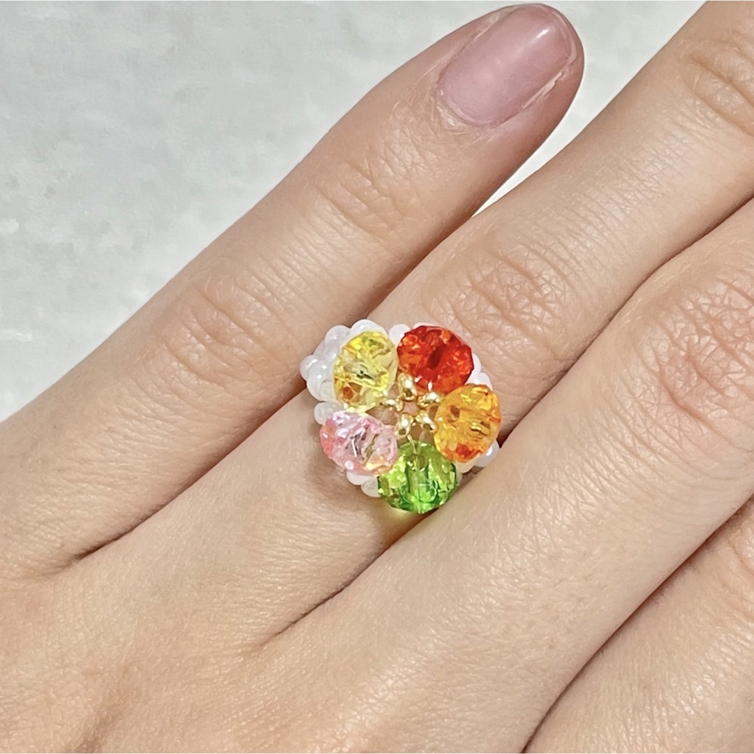 ビーズリング 魔法のお花 フラワーリング カラフル 暖色系 ビーズ
