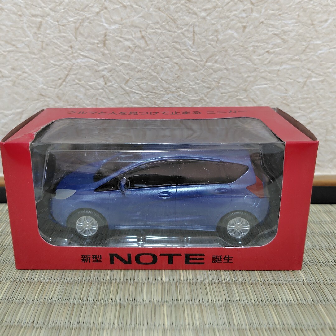 日産(ニッサン)のNISSAN / NOTE(ノート) [非売品] ミニカー エンタメ/ホビーのおもちゃ/ぬいぐるみ(ミニカー)の商品写真