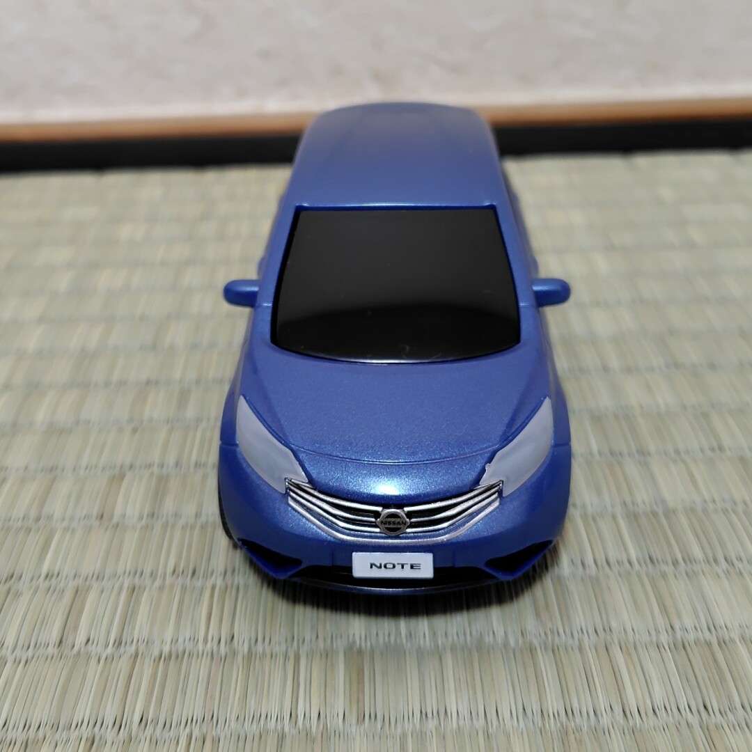 日産(ニッサン)のNISSAN / NOTE(ノート) [非売品] ミニカー エンタメ/ホビーのおもちゃ/ぬいぐるみ(ミニカー)の商品写真