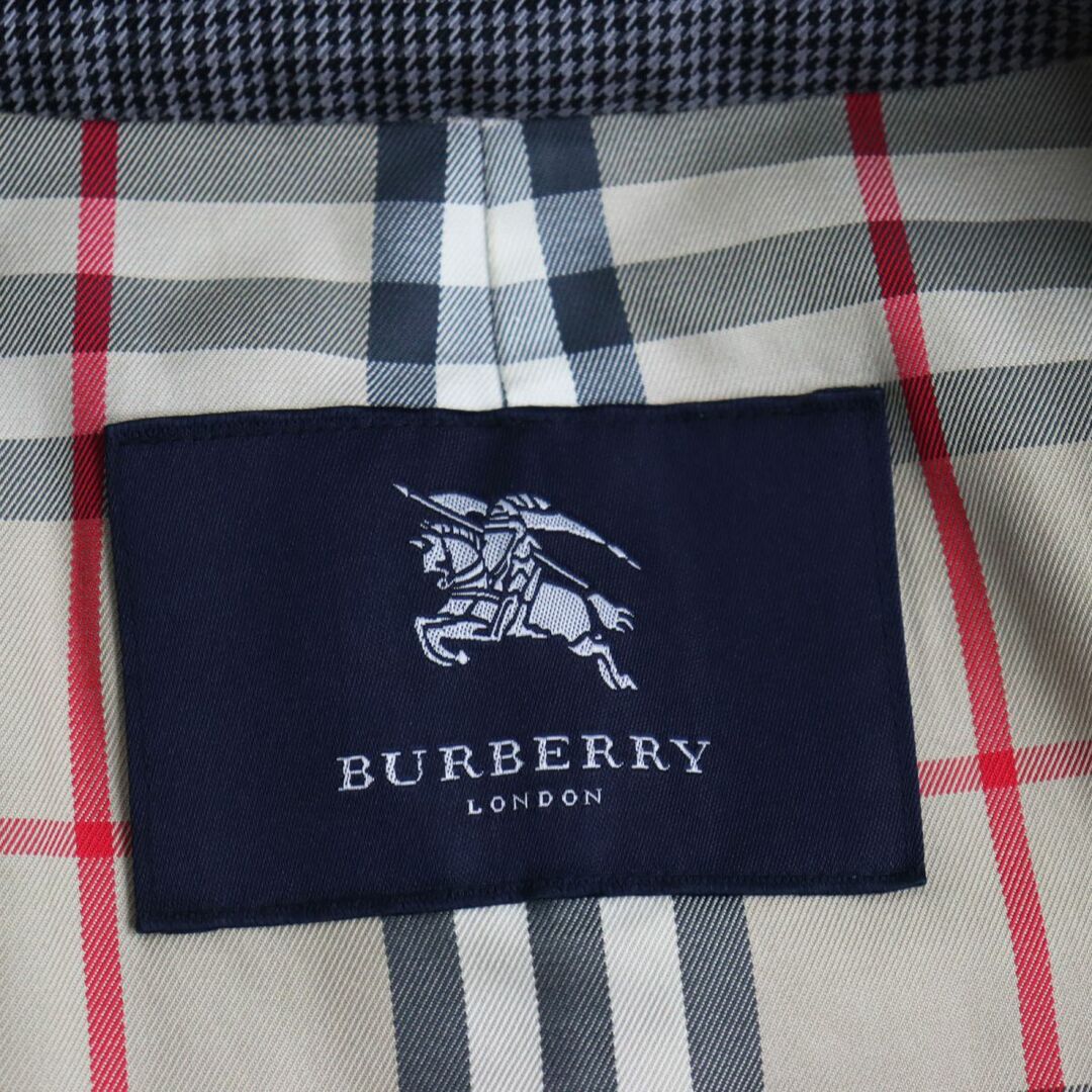 BURBERRY(バーバリー)の良品●BURBERRY LONDON バーバリーロンドン 千鳥格子 裏地ノバチェック柄 ベルト付き シングル トレンチコート グレー系 M 日本製 正規品 メンズのジャケット/アウター(トレンチコート)の商品写真