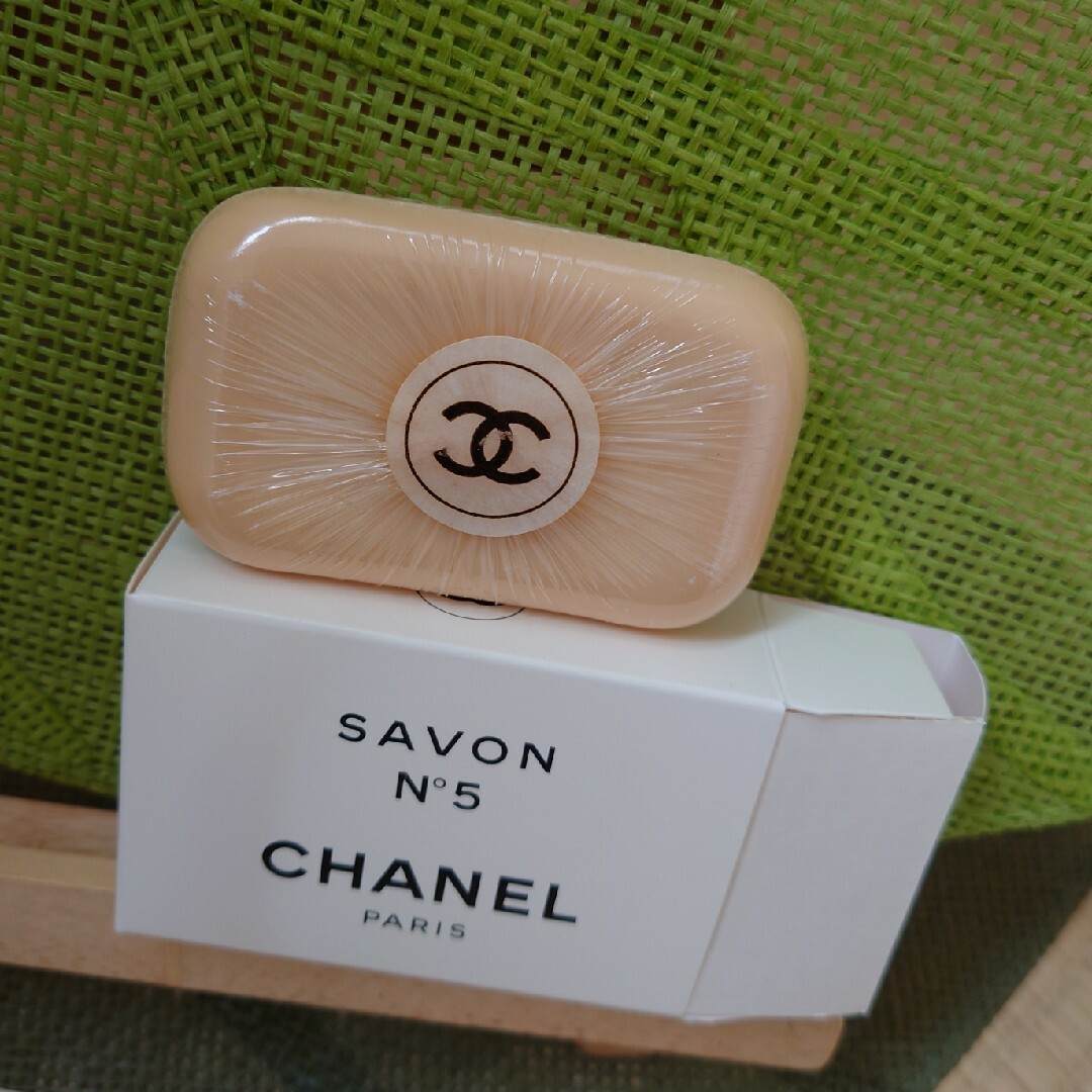 CHANEL(シャネル)のCHANEL   N５   Savon コスメ/美容のボディケア(ボディソープ/石鹸)の商品写真