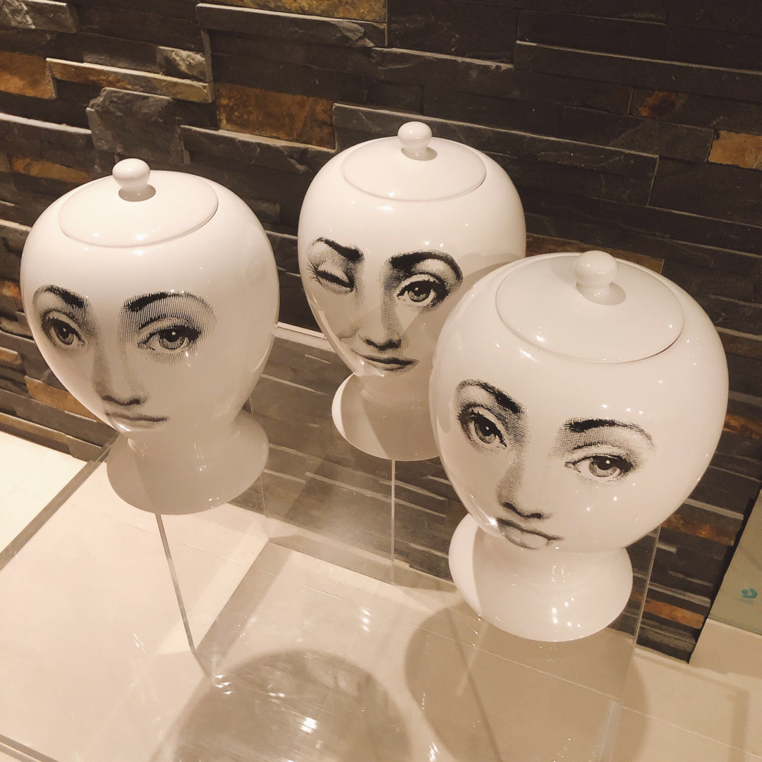 フォルナセッティ fornasetti モチーフ 花瓶 フラワーベース 送料無料 インテリア/住まい/日用品のインテリア小物(花瓶)の商品写真