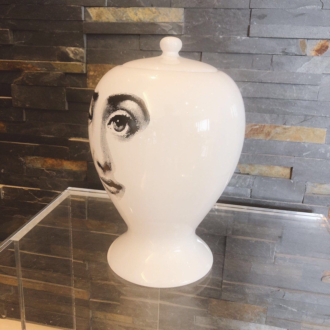 フォルナセッティ fornasetti モチーフ 花瓶 フラワーベース 送料無料 インテリア/住まい/日用品のインテリア小物(花瓶)の商品写真