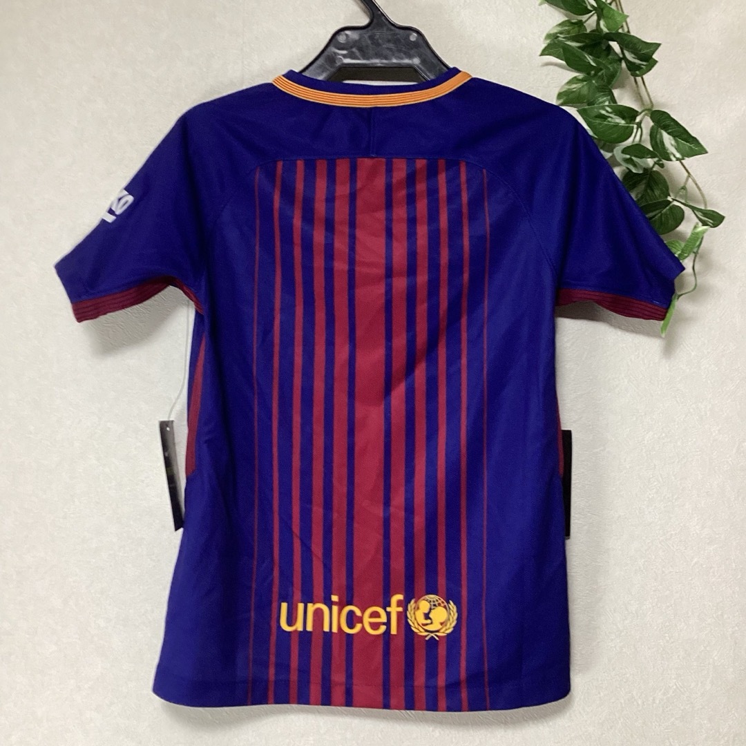 NIKE(ナイキ)の⭐︎新品未使用⭐︎NIKE FCB ユニフォーム　シャツ　S(140cm) キッズ/ベビー/マタニティのキッズ服男の子用(90cm~)(Tシャツ/カットソー)の商品写真