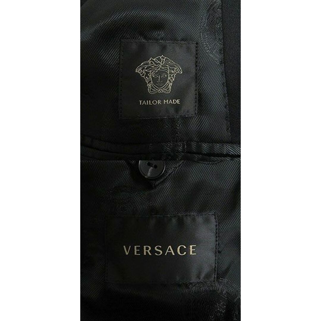 VERSACE(ヴェルサーチ)の極美品□VERSACE/ヴェルサーチ バロック柄 メデューサ金ボタン ピークドラペル シングル テーラードジャケット ブラック 50 伊製 正規品 メンズのジャケット/アウター(テーラードジャケット)の商品写真