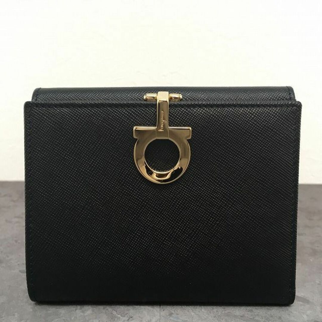 Salvatore Ferragamo(サルヴァトーレフェラガモ)の未使用品 Salvatore Ferragamo Wホック財布 498 レディースのファッション小物(財布)の商品写真