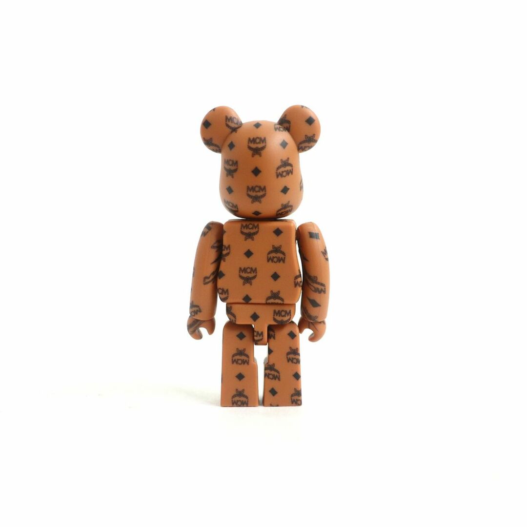 BE@RBRICK(ベアブリック)の極美品□BE@RBRICK×MCM/ベアブリック エムシーエム メディコムトイ コレクション アクションフィギュア 100%＆400% コニャック 箱付き エンタメ/ホビーのおもちゃ/ぬいぐるみ(キャラクターグッズ)の商品写真