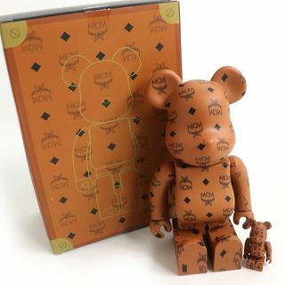 ベアブリック(BE@RBRICK)の極美品□BE@RBRICK×MCM/ベアブリック エムシーエム メディコムトイ コレクション アクションフィギュア 100%＆400% コニャック 箱付き(キャラクターグッズ)