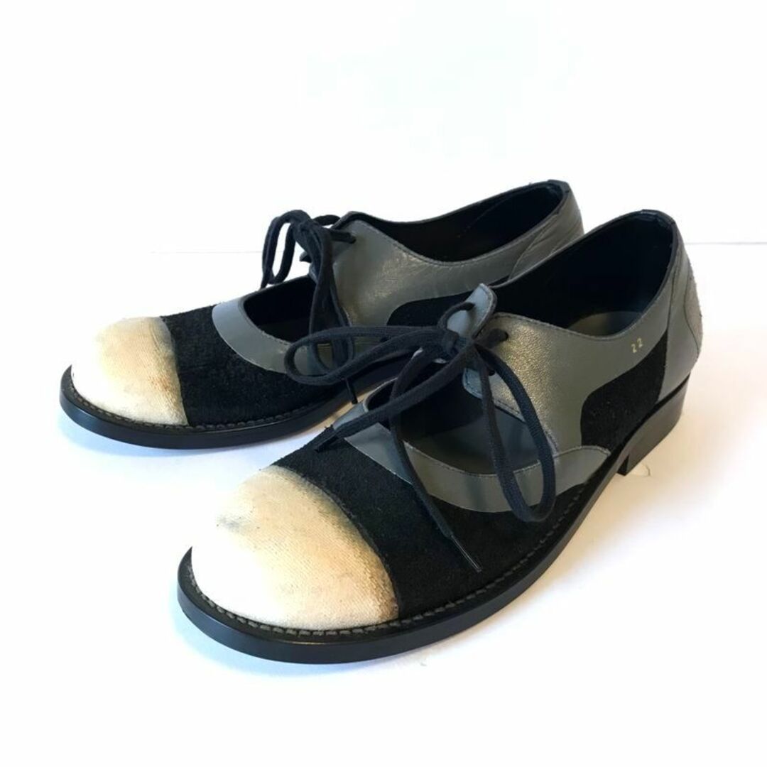 COMME des GARCONS(コムデギャルソン)の2002AW COMME des GARCONS 切替 レザーシューズ 22cm レディースの靴/シューズ(ローファー/革靴)の商品写真