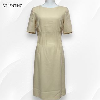 ヴァレンティノ(VALENTINO)のVALENTINO ロングワンピース 半袖 ベージュ 40(ロングワンピース/マキシワンピース)