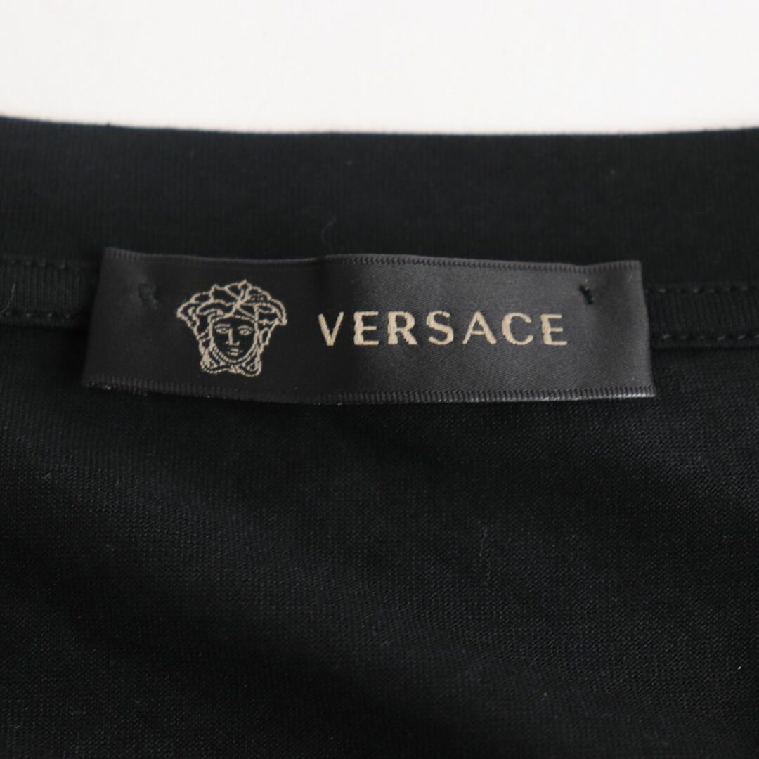 VERSACE(ヴェルサーチ)の美品◆VERSACE ヴェルサーチ A77944 プリントデザイン コットン100％ 半袖Tシャツ ブラック 正規品  イタリア製 オススメ◎ メンズのトップス(Tシャツ/カットソー(半袖/袖なし))の商品写真