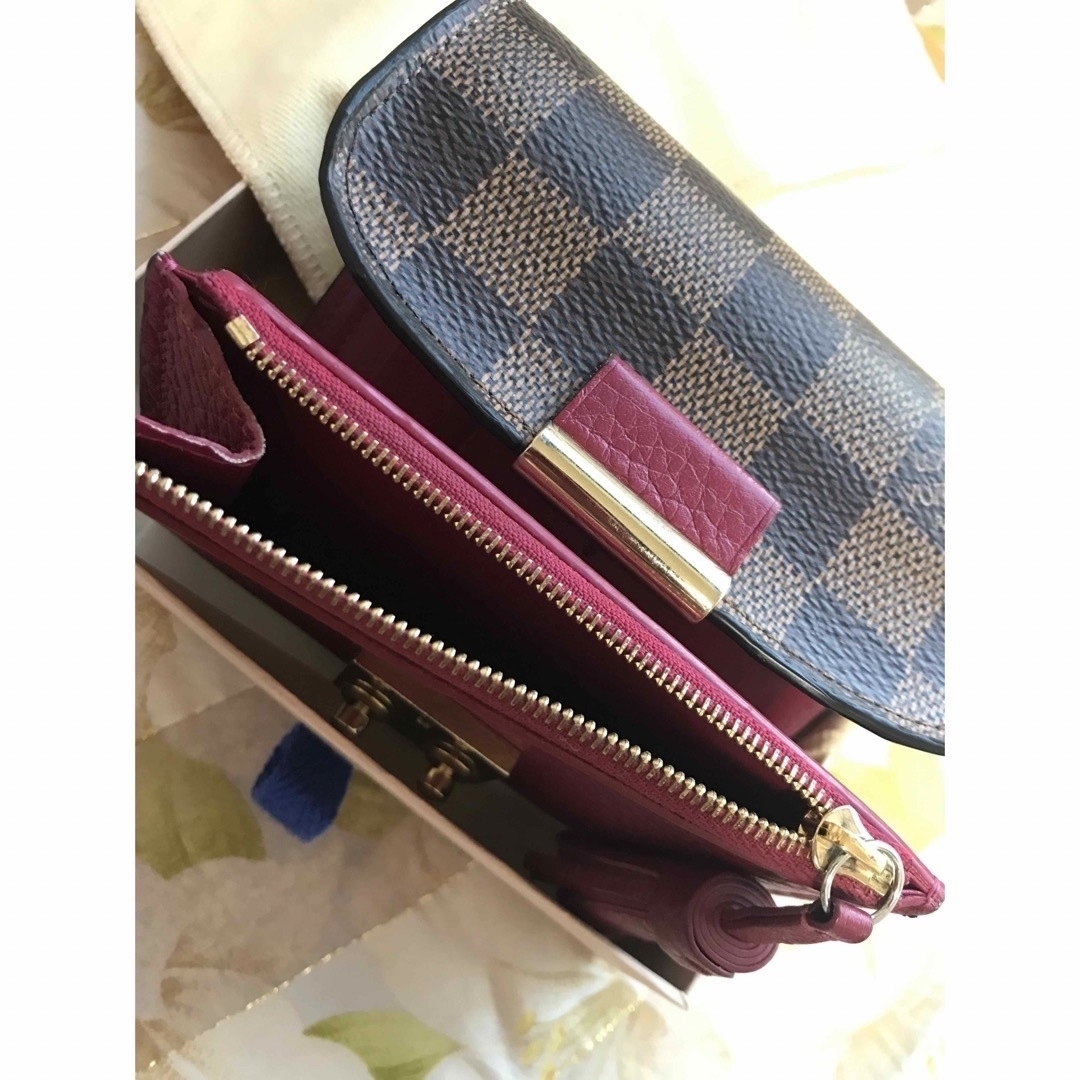 LOUIS VUITTON(ルイヴィトン)のLOUIS VUITTON ポルトフォイユ クロワゼットマグノリア レディースのファッション小物(財布)の商品写真